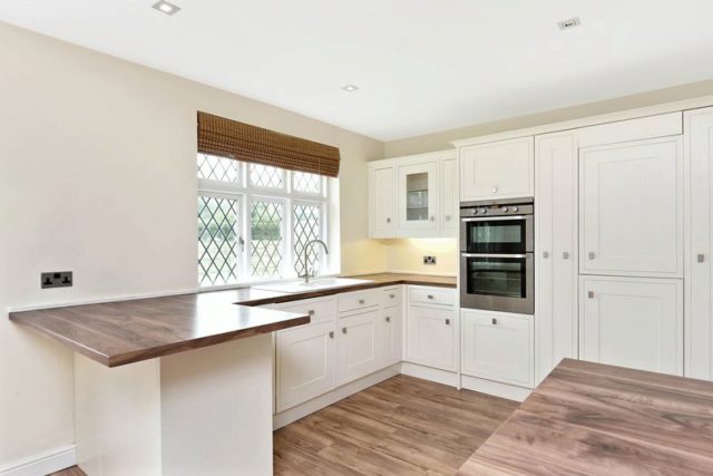  Image of 3 bedroom Detached house for sale in Allerton Park Allerton Park Knaresborough HG5 at Allerton Park  Knaresborough, HG5 0SE